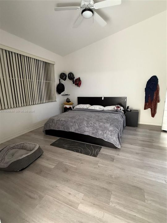 For Rent: $2,950 (2 beds, 2 baths, 1325 Square Feet)