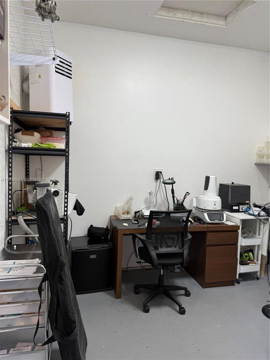 For Rent: $2,950 (2 beds, 2 baths, 1325 Square Feet)