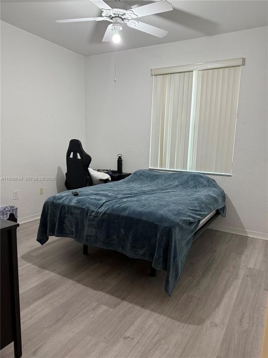 For Rent: $2,950 (2 beds, 2 baths, 1325 Square Feet)