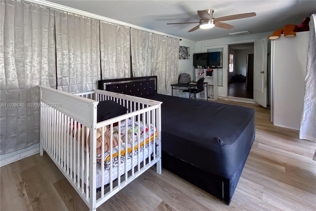 For Sale: $360,000 (3 beds, 2 baths, 1116 Square Feet)