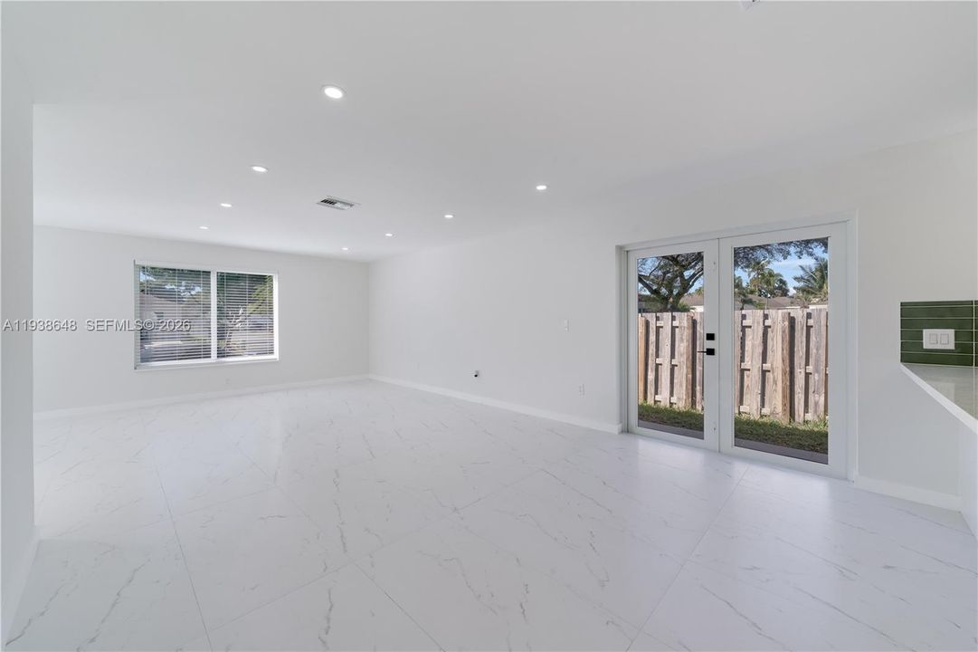 En Renta: $3,500 (3 camas, 2 baños, 1369 Pies cuadrados)