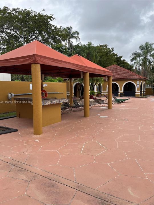 В аренду: $2,050 (2 спален, 1 ванн, 867 Квадратных фут)