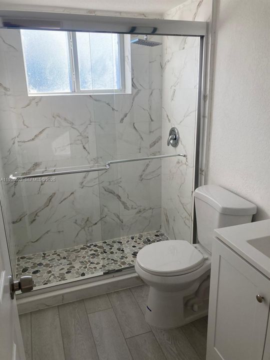 For Rent: $1,800 (2 beds, 1 baths, 683 Square Feet)