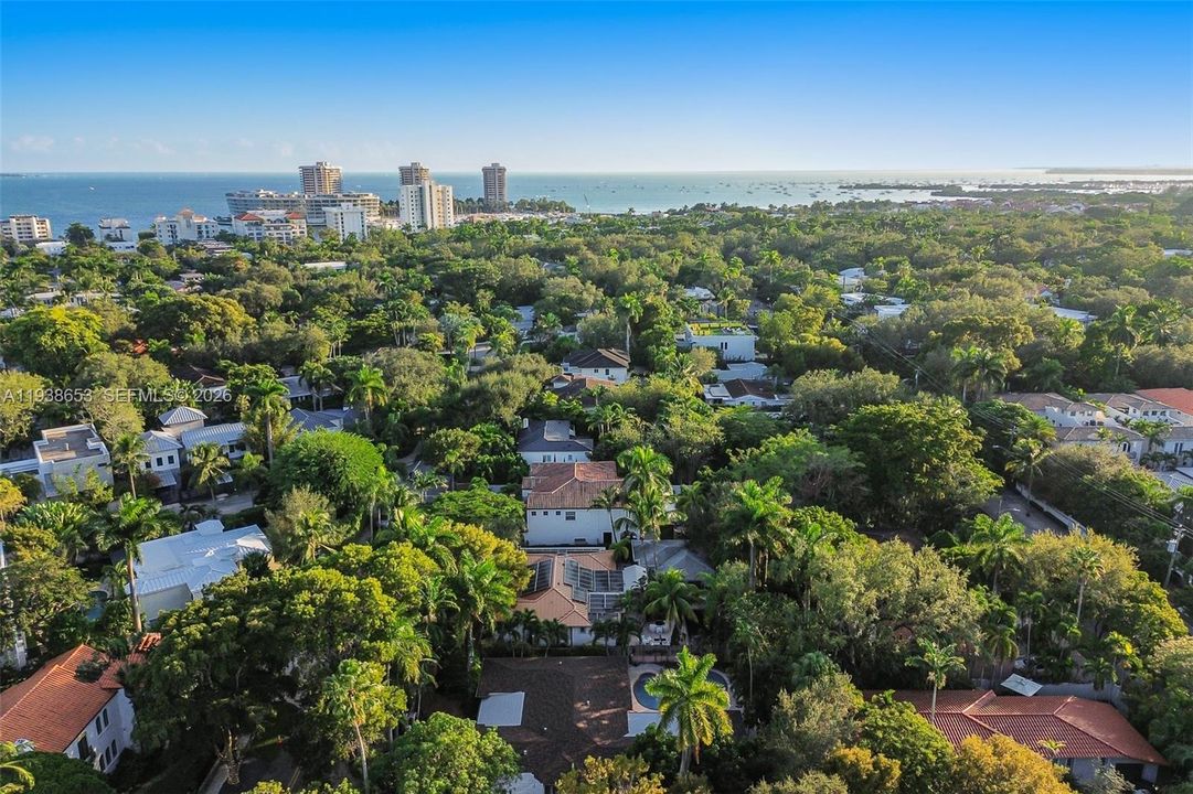 For Sale: $3,295,000 (5 beds, 4 baths, 2781 Square Feet)