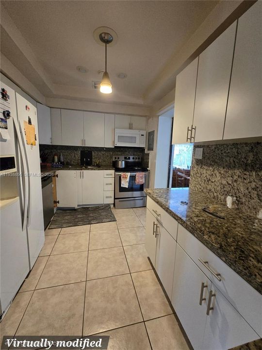 待售: $699,000 (3 贝兹, 2 浴室, 1179 平方英尺)