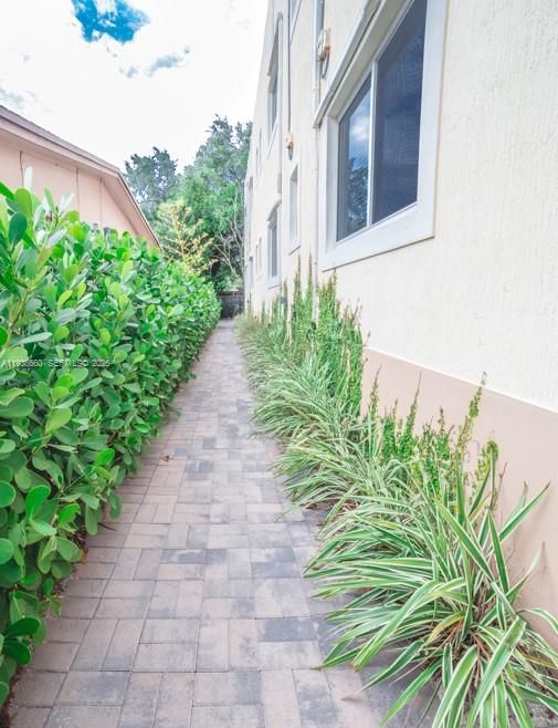 En Renta: $1,625 (0 camas, 1 baños, 335 Pies cuadrados)