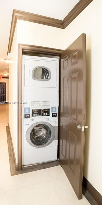 En Renta: $1,625 (0 camas, 1 baños, 335 Pies cuadrados)