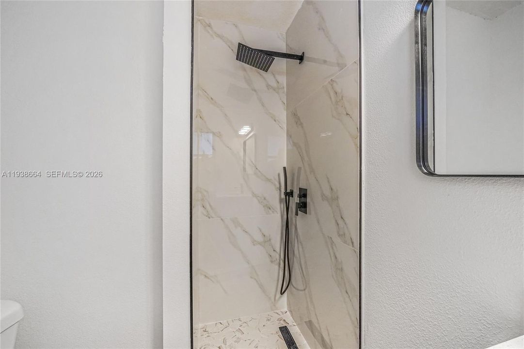 For Sale: $509,900 (4 beds, 2 baths, 1402 Square Feet)