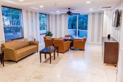 En Venta: $479,000 (3 camas, 2 baños, 1462 Pies cuadrados)