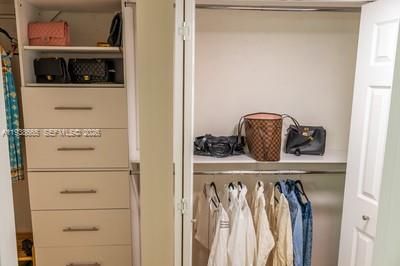 En Venta: $479,000 (3 camas, 2 baños, 1462 Pies cuadrados)