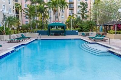 En Venta: $479,000 (3 camas, 2 baños, 1462 Pies cuadrados)