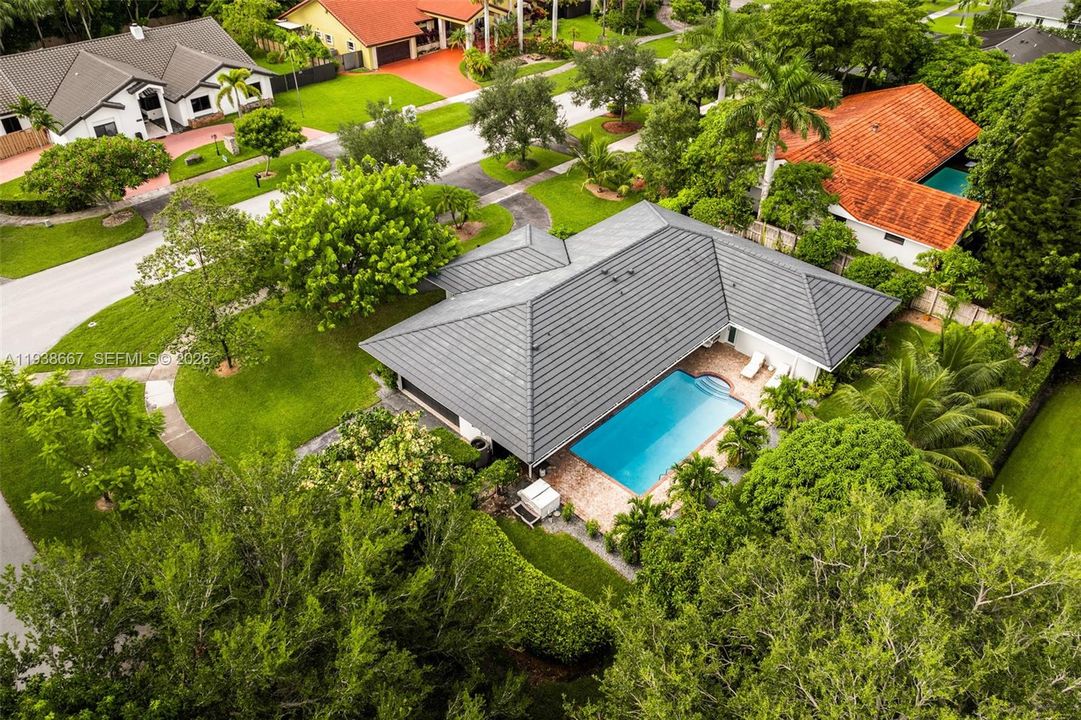 For Sale: $1,099,000 (4 beds, 2 baths, 2111 Square Feet)