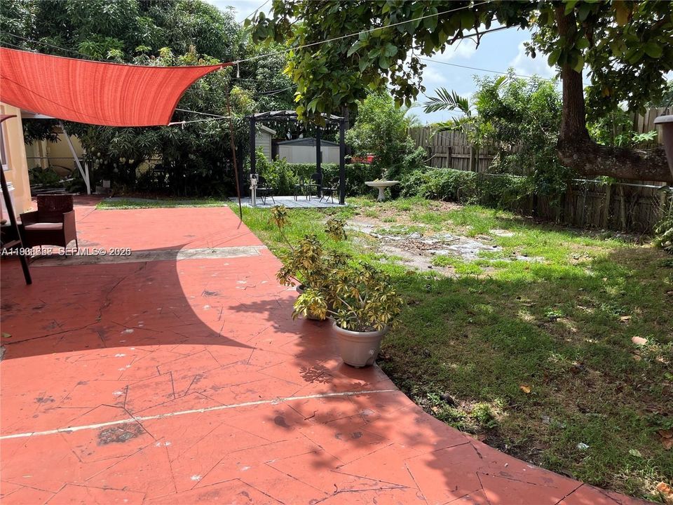 待售: $635,000 (3 贝兹, 2 浴室, 0 平方英尺)