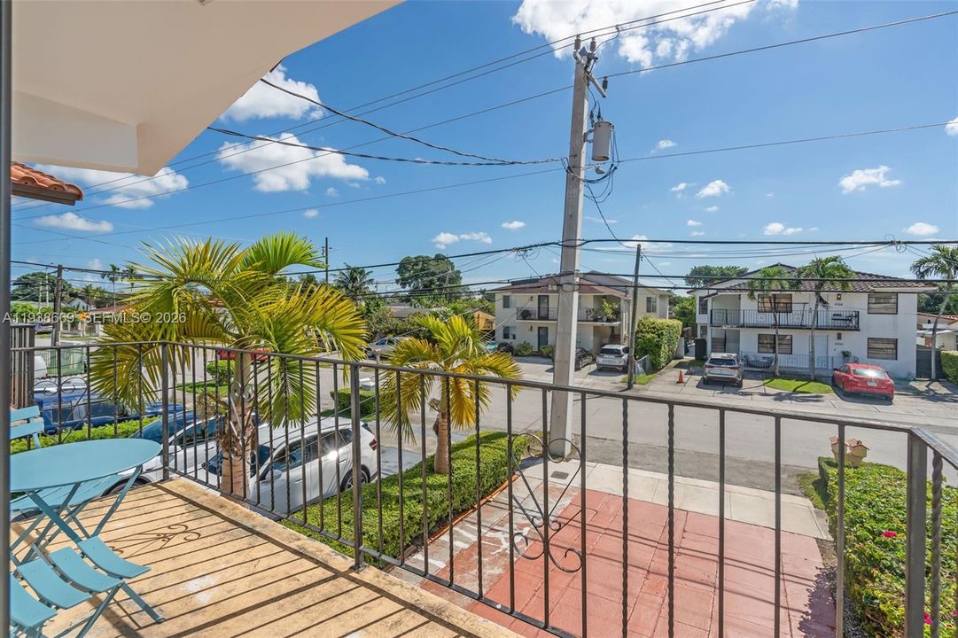 На продажу: $565,000 (3 спален, 3 ванн, 1500 Квадратных фут)