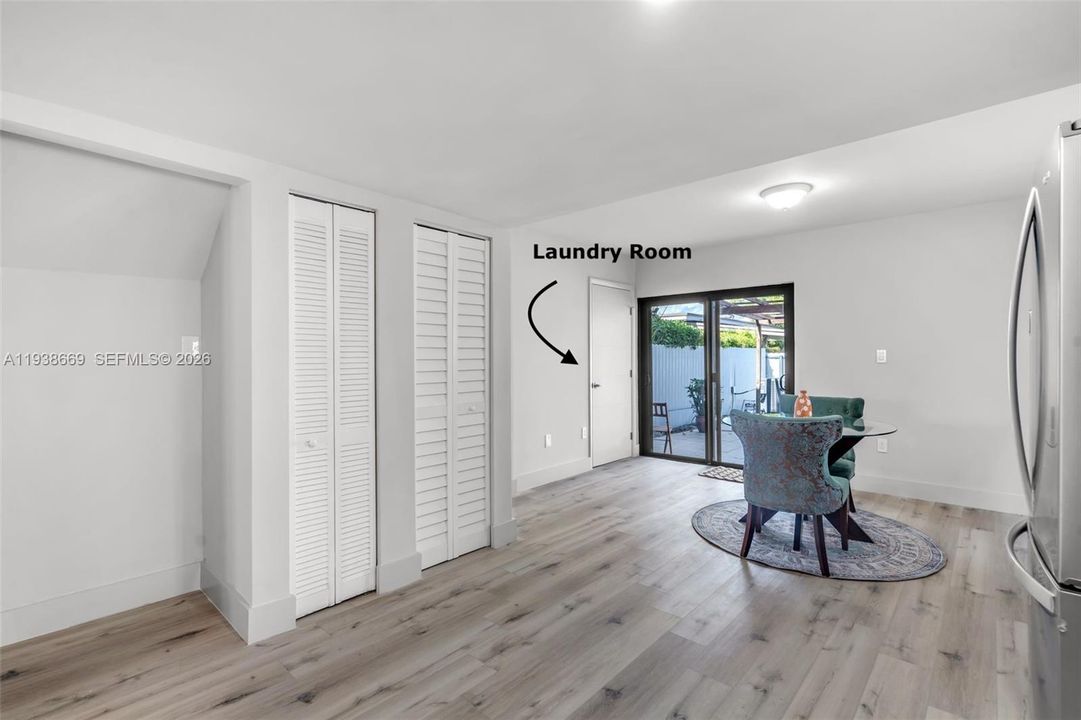 На продажу: $565,000 (3 спален, 3 ванн, 1500 Квадратных фут)