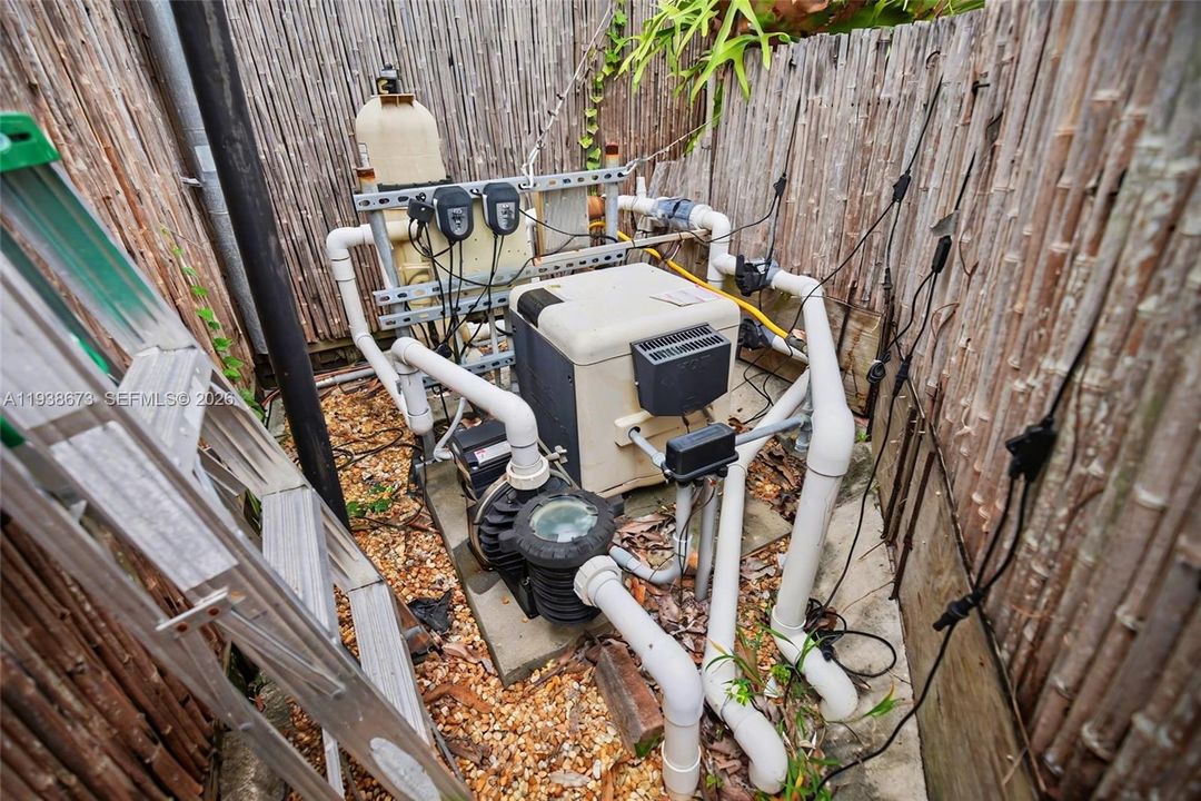 待售: $490,000 (2 贝兹, 2 浴室, 986 平方英尺)