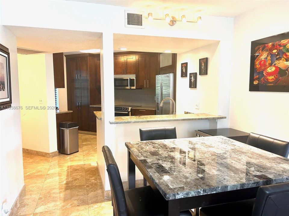 For Sale: $300,000 (3 beds, 2 baths, 1100 Square Feet)