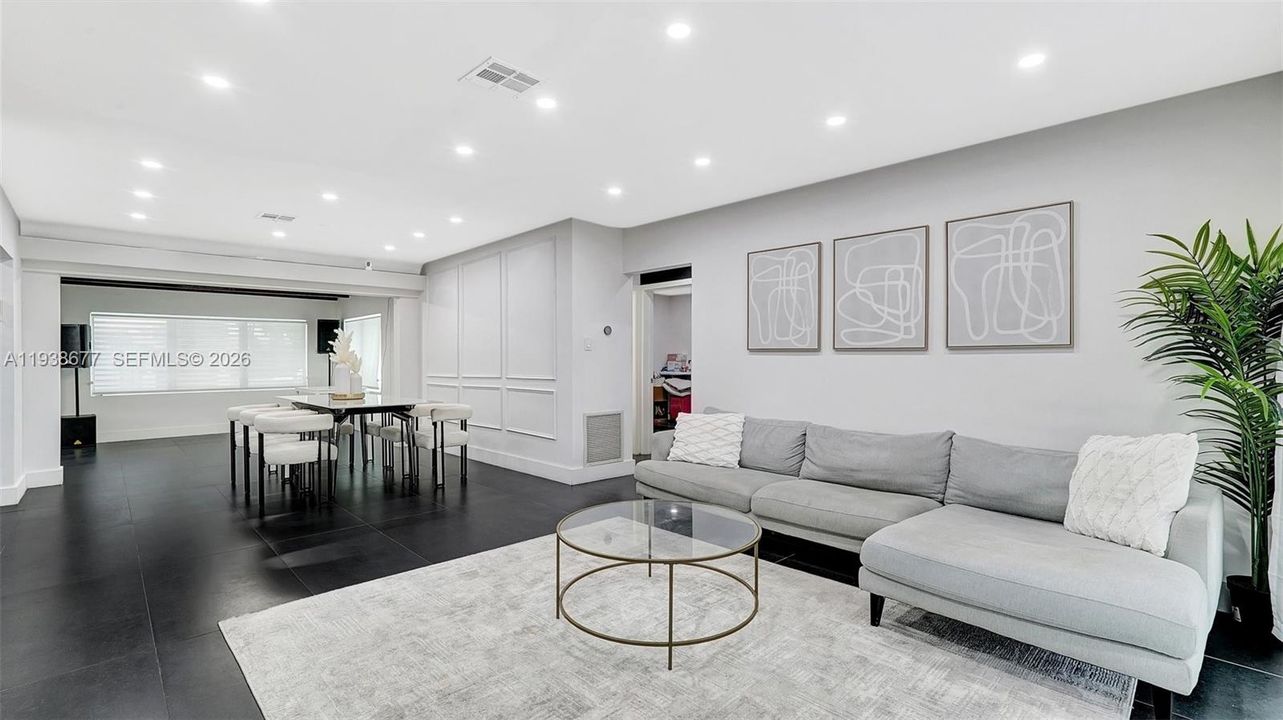 For Sale: $540,000 (3 beds, 1 baths, 1206 Square Feet)