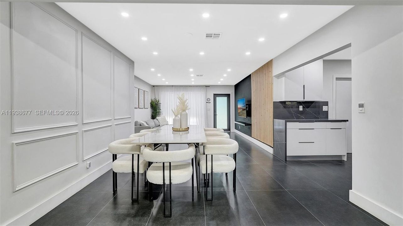 For Sale: $540,000 (3 beds, 1 baths, 1206 Square Feet)