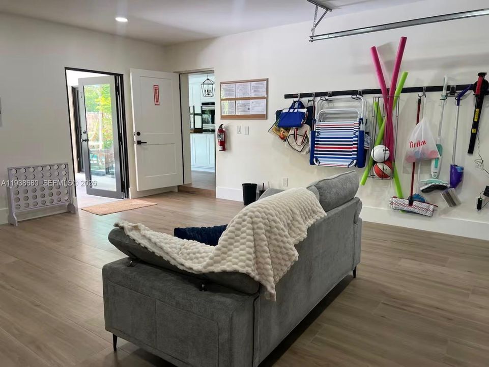 En Renta: $20,000 (4 camas, 2 baños, 2020 Pies cuadrados)