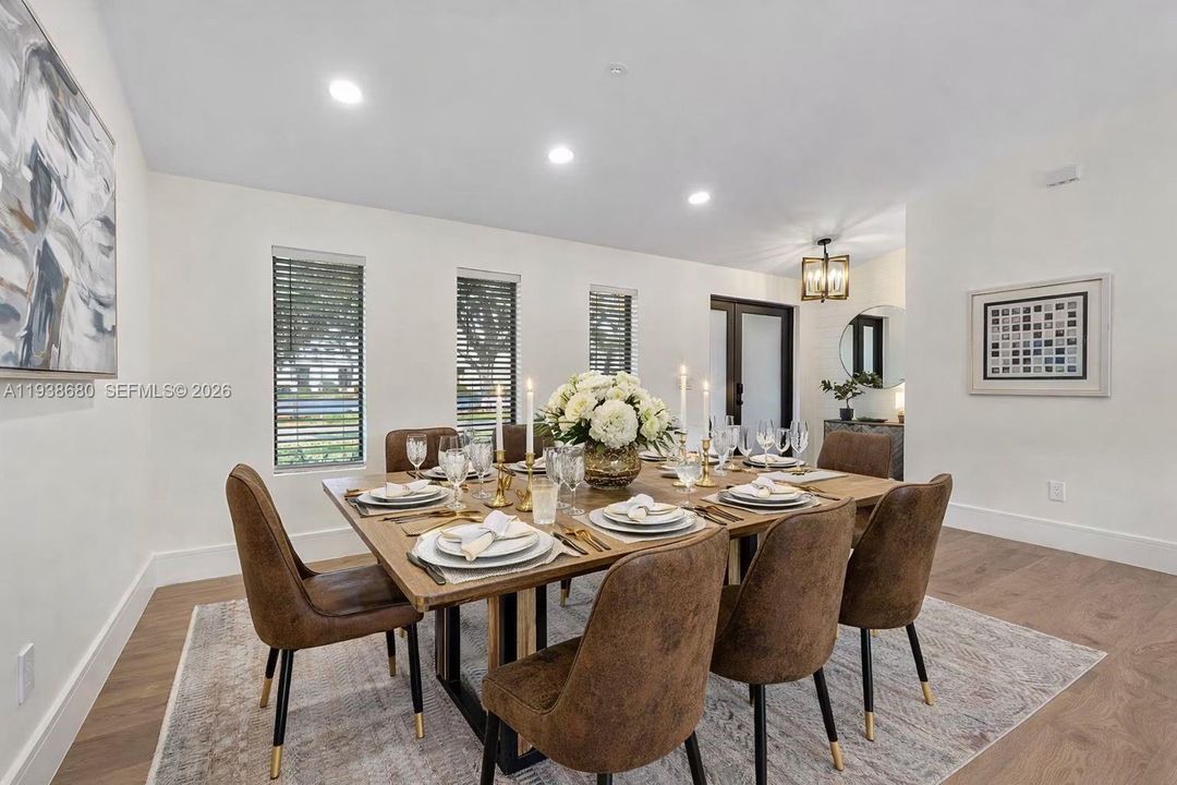 En Renta: $20,000 (4 camas, 2 baños, 2020 Pies cuadrados)