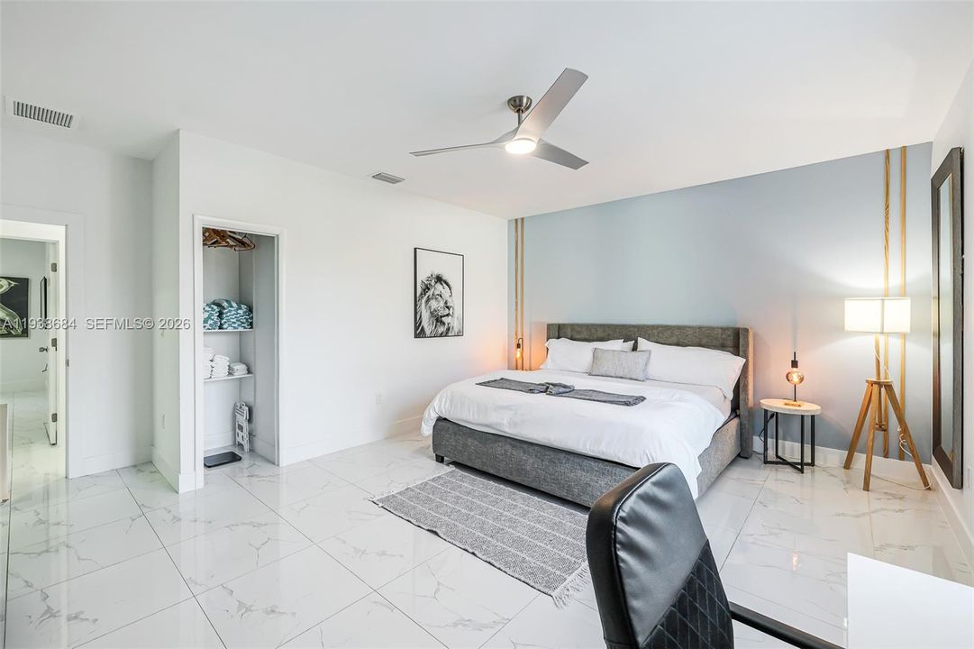 На продажу: $880,000 (5 спален, 4 ванн, 2246 Квадратных фут)