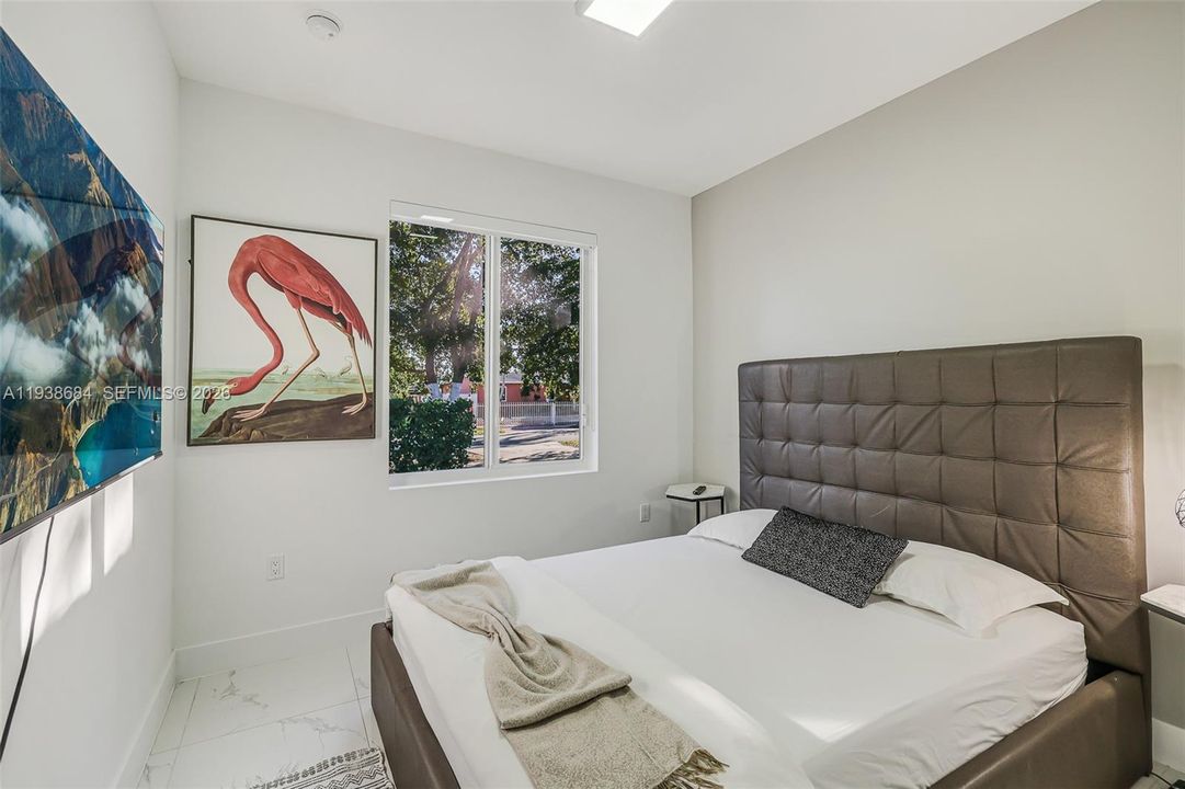 На продажу: $880,000 (5 спален, 4 ванн, 2246 Квадратных фут)