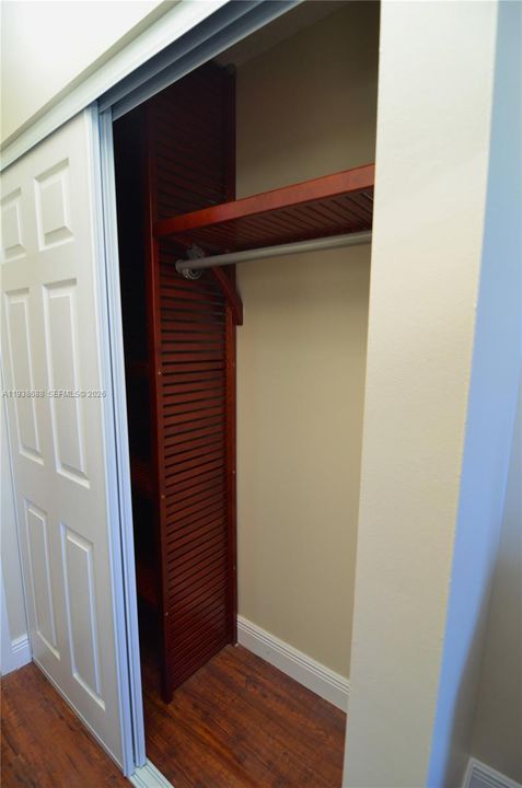 出租: $1,900 (1 贝兹, 1 浴室, 846 平方英尺)