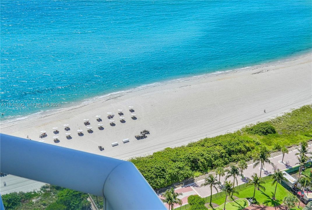 出租: $8,500 (2 贝兹, 2 浴室, 1550 平方英尺)