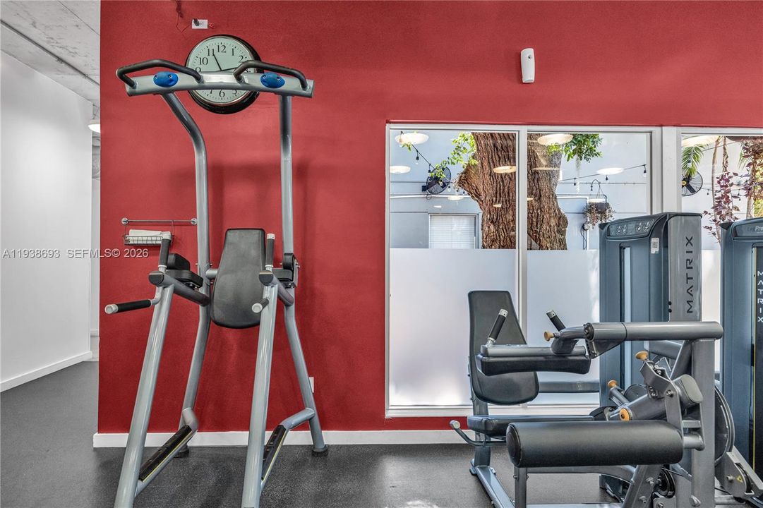 На продажу: $495,000 (2 спален, 2 ванн, 1089 Квадратных фут)