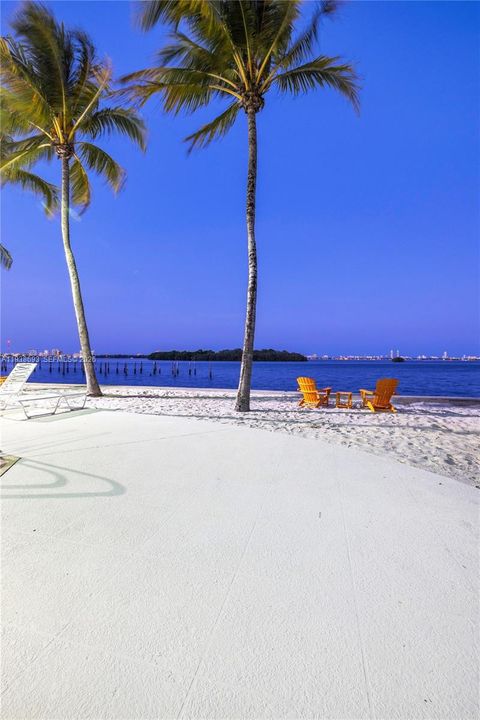 На продажу: $495,000 (2 спален, 2 ванн, 1089 Квадратных фут)