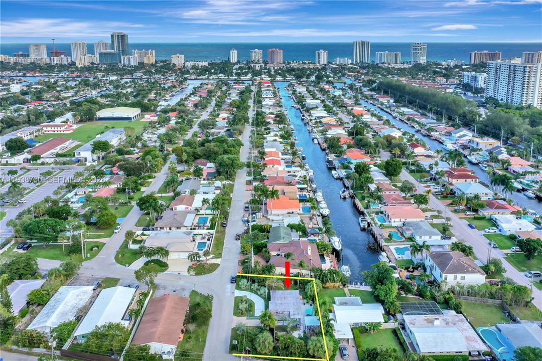 En Venta: $635,000 (2 camas, 1 baños, 832 Pies cuadrados)