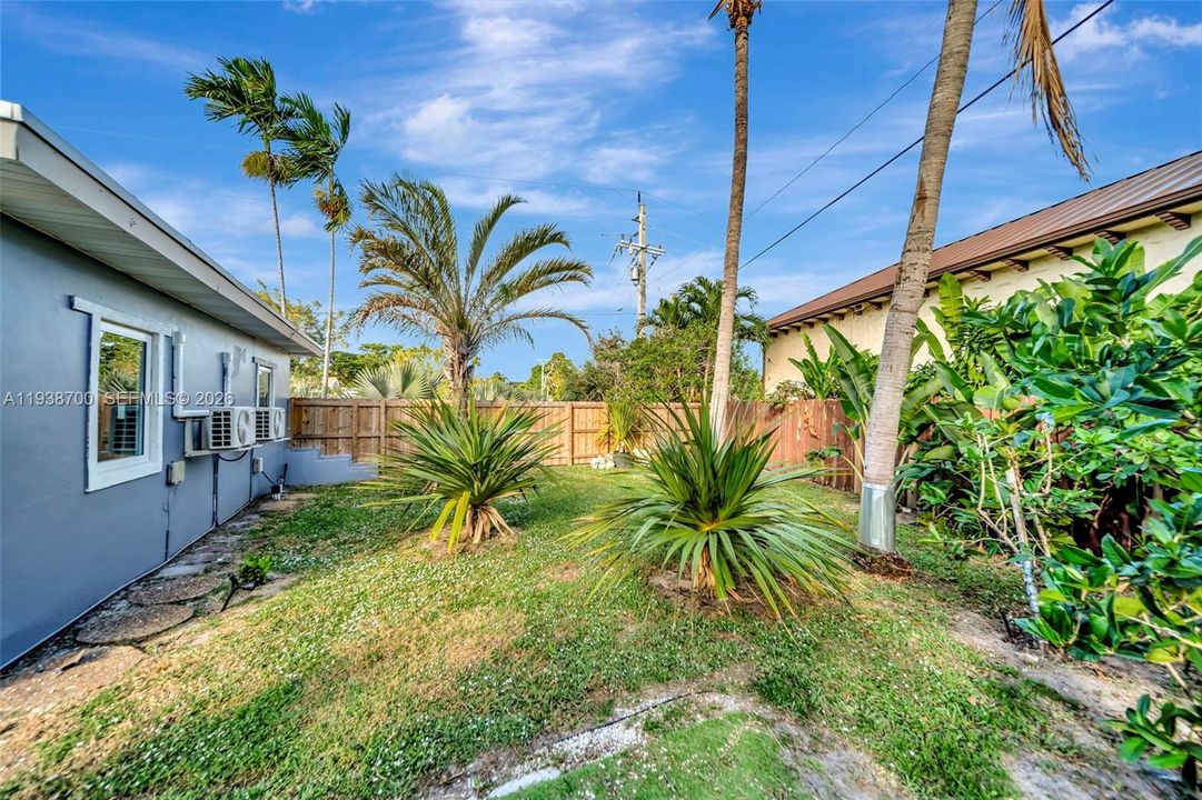 En Venta: $635,000 (2 camas, 1 baños, 832 Pies cuadrados)