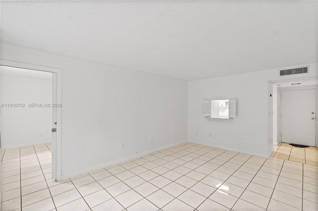 En Renta: $2,300 (2 camas, 2 baños, 906 Pies cuadrados)