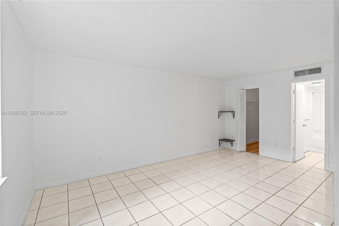 En Renta: $2,300 (2 camas, 2 baños, 906 Pies cuadrados)