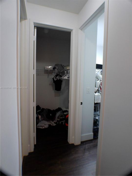 En Renta: $4,100 (3 camas, 2 baños, 2025 Pies cuadrados)