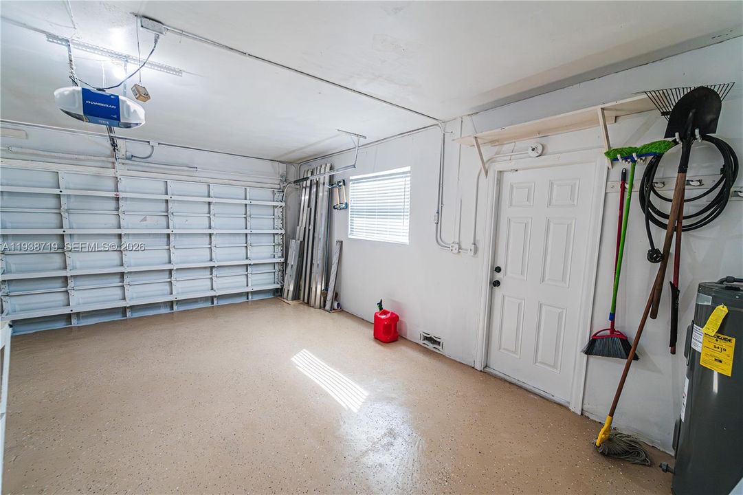 出租: $4,400 (4 贝兹, 3 浴室, 1794 平方英尺)