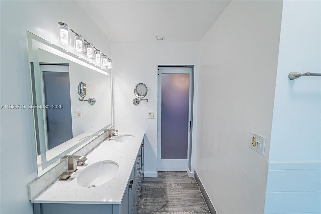 出租: $4,400 (4 贝兹, 3 浴室, 1794 平方英尺)