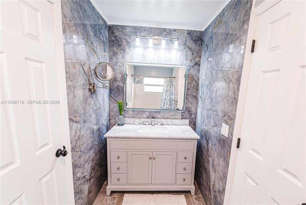 出租: $4,400 (4 贝兹, 3 浴室, 1794 平方英尺)