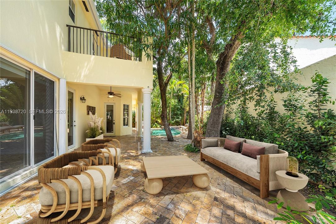 For Sale: $3,100,000 (5 beds, 4 baths, 3439 Square Feet)