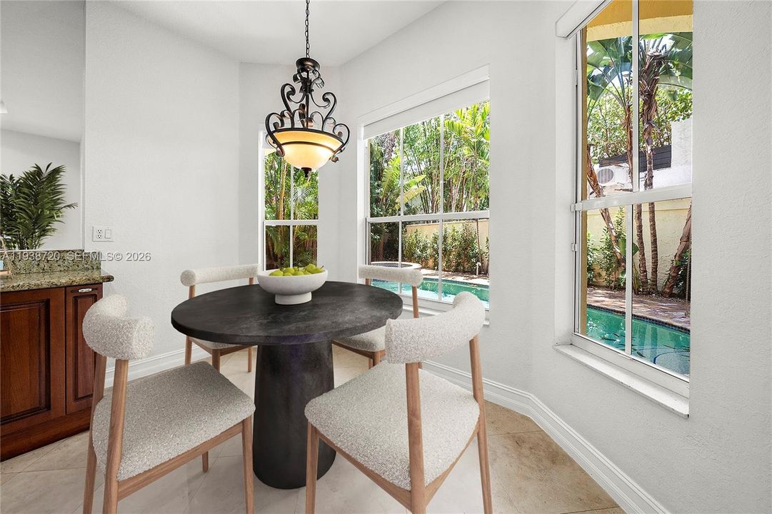 For Sale: $3,100,000 (5 beds, 4 baths, 3439 Square Feet)