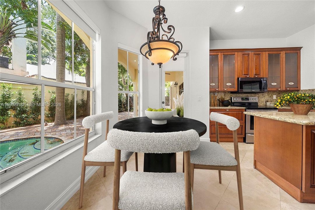 For Sale: $3,100,000 (5 beds, 4 baths, 3439 Square Feet)