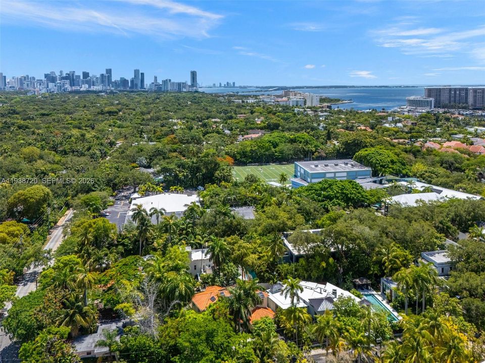 For Sale: $3,100,000 (5 beds, 4 baths, 3439 Square Feet)