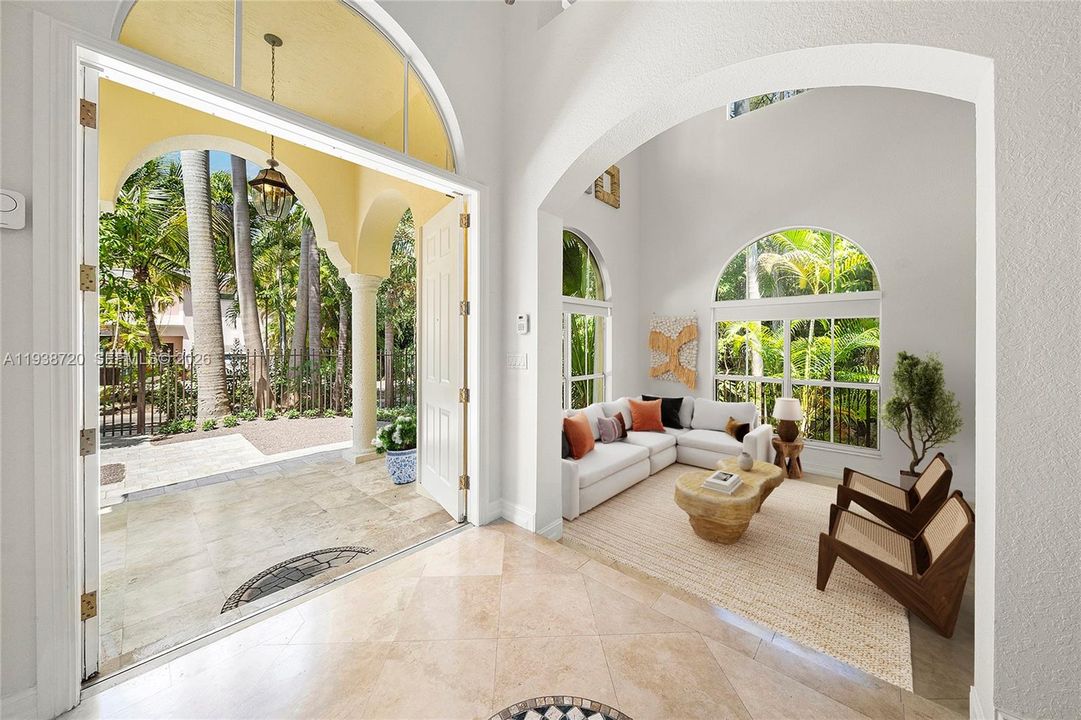 For Sale: $3,100,000 (5 beds, 4 baths, 3439 Square Feet)