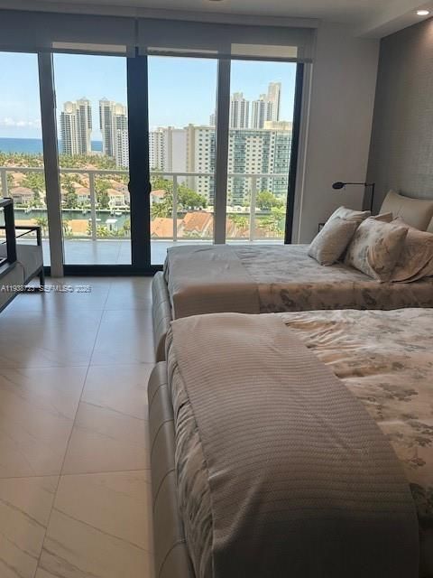 For Sale: $1,450,000 (3 beds, 3 baths, 2360 Square Feet)