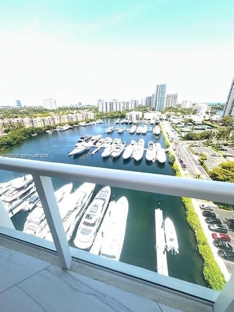 For Sale: $1,450,000 (3 beds, 3 baths, 2360 Square Feet)