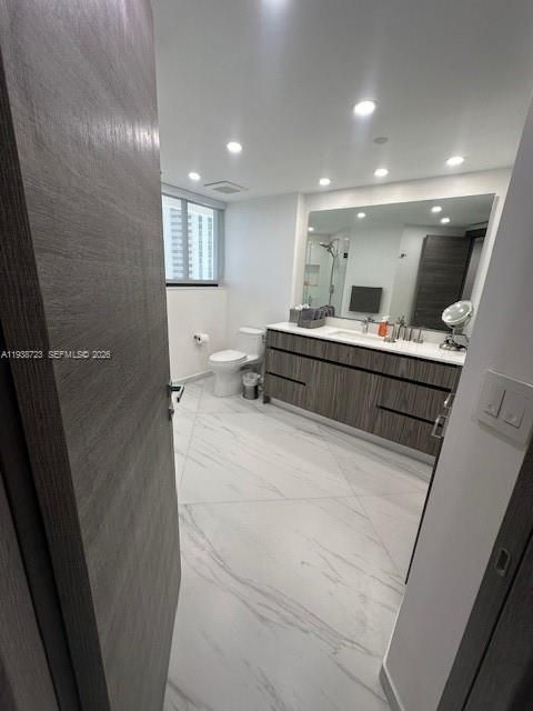 For Sale: $1,450,000 (3 beds, 3 baths, 2360 Square Feet)