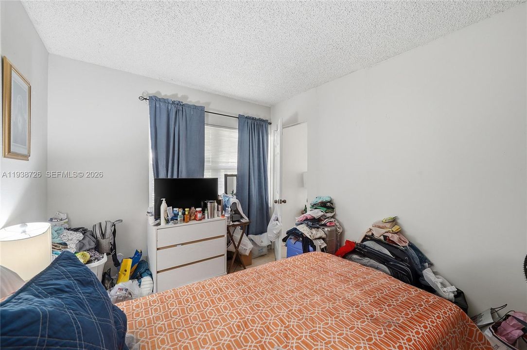 На продажу: $185,000 (2 спален, 2 ванн, 1458 Квадратных фут)