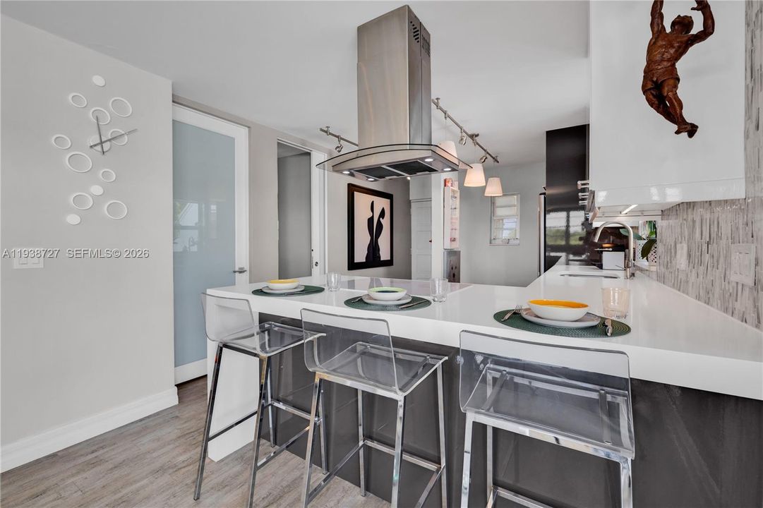 For Sale: $995,000 (4 beds, 4 baths, 2147 Square Feet)