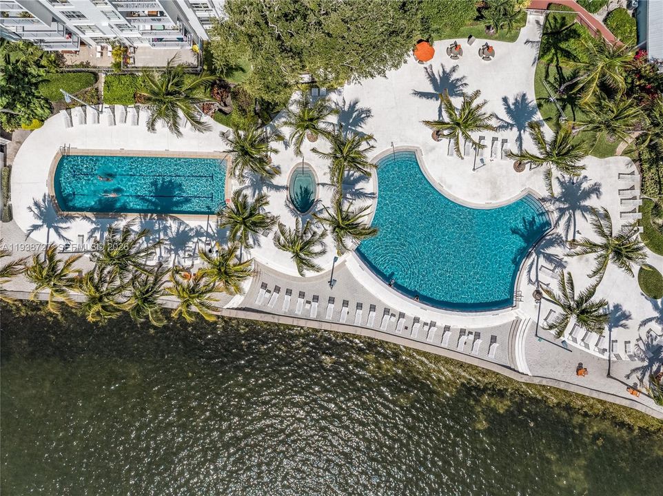 For Sale: $995,000 (4 beds, 4 baths, 2147 Square Feet)